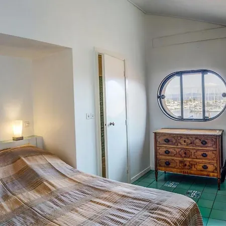 Apartment Porquerolles Island Architectural Seaview Hyères