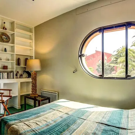 Porquerolles Island Architectural Seaview 아파트
