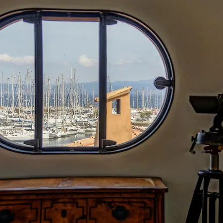 Porquerolles Island Architectural Seaview 히에레